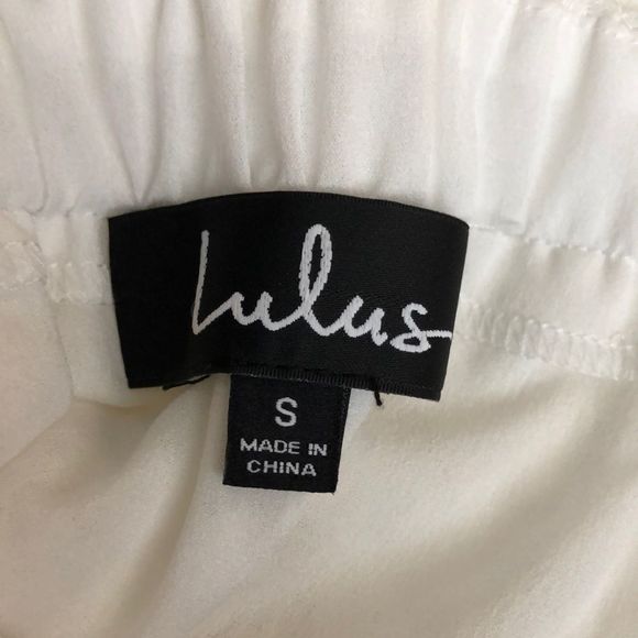 Lulu’s Divine to Five White Lace Shift Dress Off the Shoulder NWT size Small - Picture 11 of 14